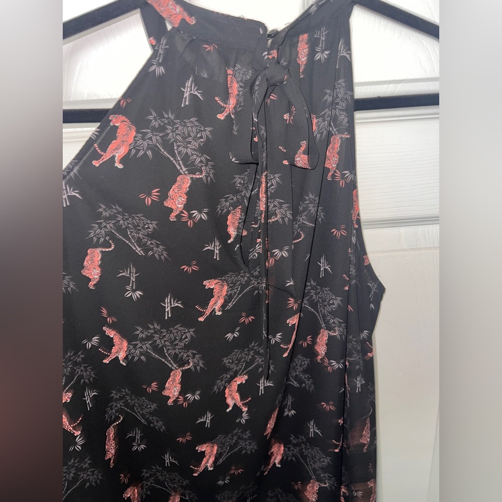 NWT Tiger Georgette Mock Tank Torrid Size 1 - Picture 2 of 6